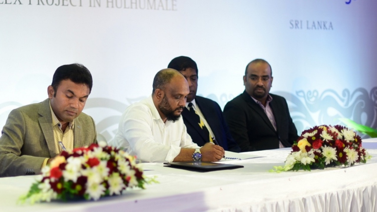 ބޯހިޔާވަހިކަން ދޭނެކަމަށްބުނެ ގިނަބަޔަކު ޙާލުގައިޖެއްސި އަންމަޓީ ހައްޔަރުކޮށްފި