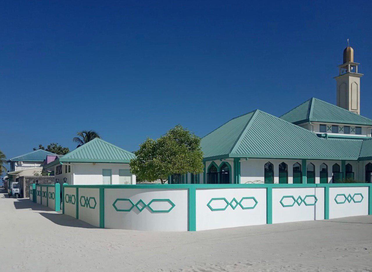 ރަށްރަށުގެ މިސްކިތްތަކުގައި ޖަމާޢަތުގައި ނަމާދުކުރަން ފަށައިފި