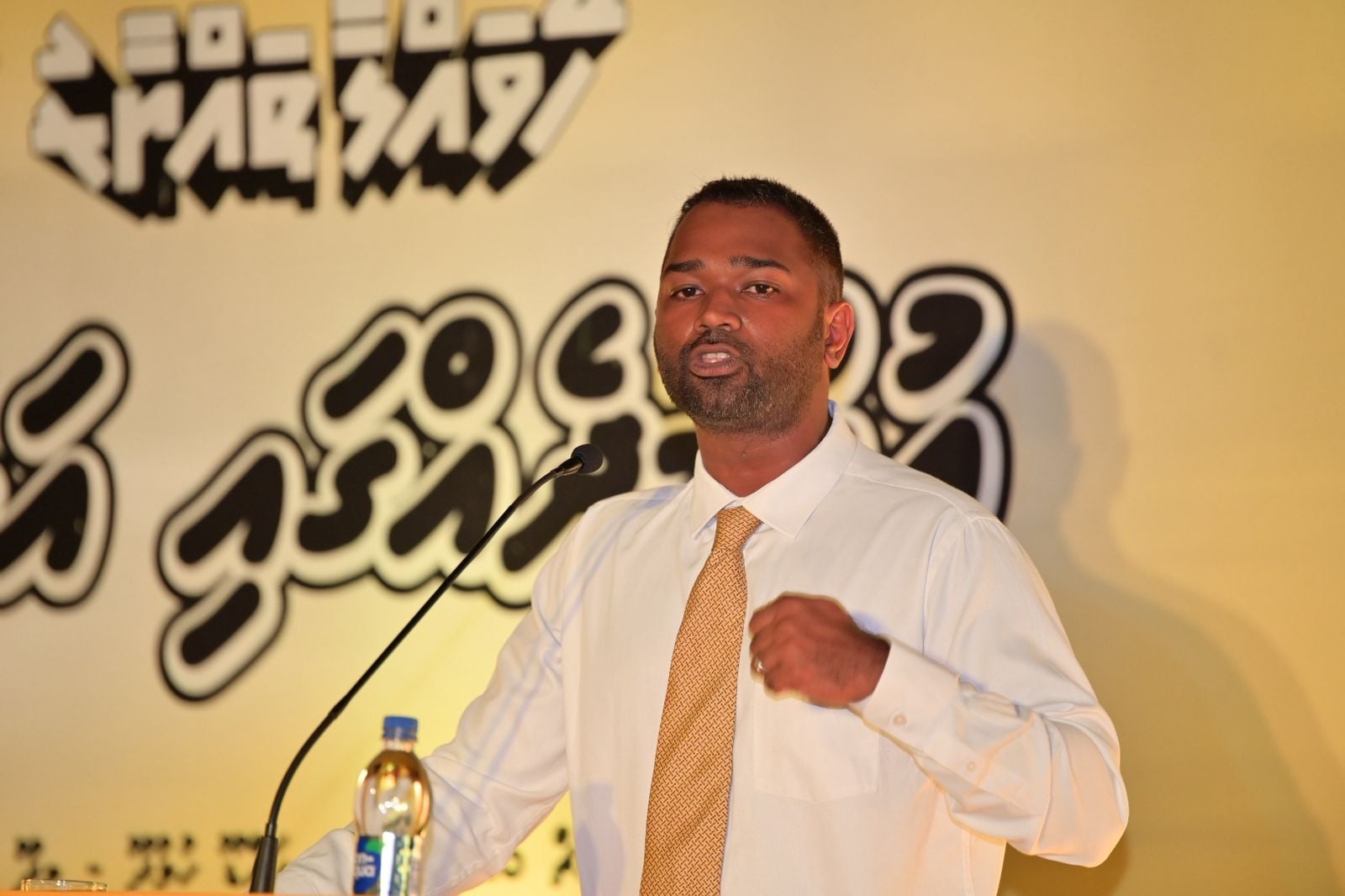 ސަރުކާރަށް މަޖިލީހުގެ މެޖޯރިޓީ ދިނުމުންވެސް އައްޑޫ ރައްޔިތުންނަށް ލިބުނު ކުރިއެރުމެއް ނެތް: މީކާއިލް