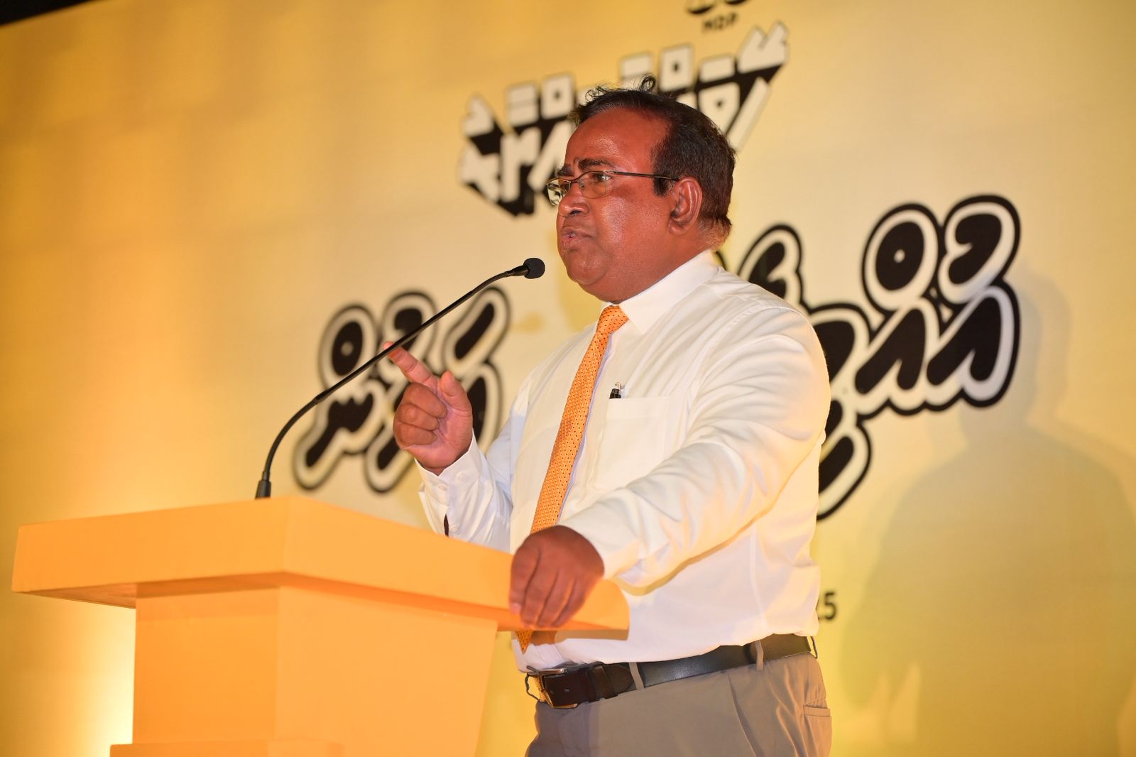 މި ސަރުކާރުގެ ސަބަބުން ދޮގަކީ ވަޢުދު ކަމަށް ދިވެހި ތާރީޚާއި ރަދީފުގައި ލިޔަން ޖެހިއްޖެ: ޣަފޫރު
