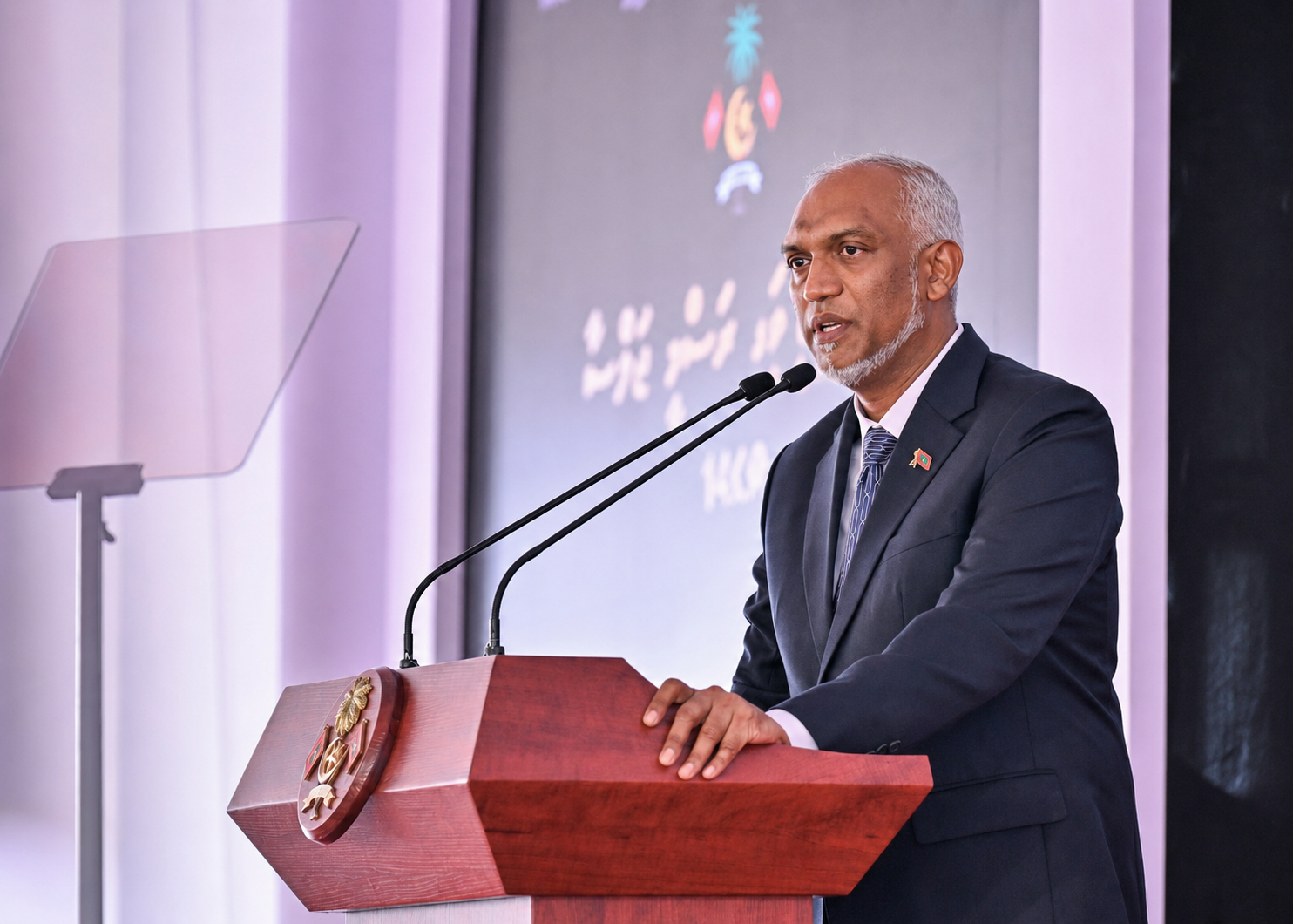 އޭލެވެލް އަދި އެޗްއެސްސީ އިމްތިހާނު ހަދާ ދަރިވަރުންނަށް ރައީސް މުއިއްޒު ކާމިޔާބީއަށް އެދިވަޑައިގެންފި