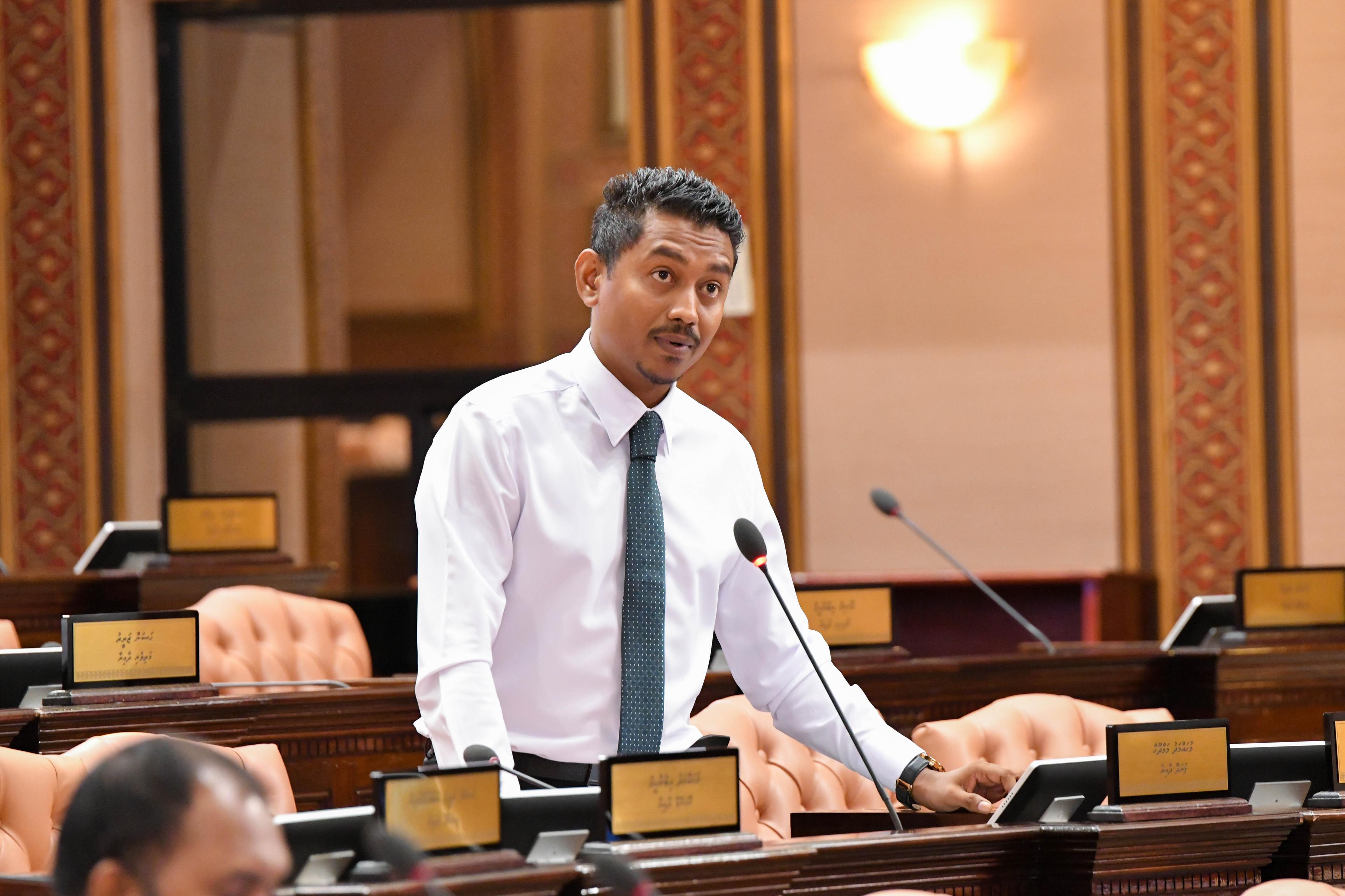 ސައިބާ ކްރައިމް ބޮޑު ކުށަކަށް ހެދުމުން އެކުށްތަކަށް އަރައިގަންނަ މީހުން ސަލާމަތްވާން ހުރި ދޮރުތަށް ބަންދުވާނެ: މަންޑޭ