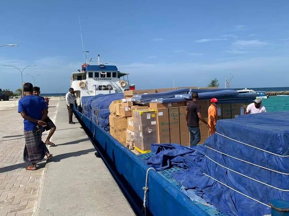 އުނގޫފާރު ހޮސްޕިޓަލް ޓާޝަރީއަށް ބަދަލުކުރަން ބޭނުންވާ ސާމާނު ރަށައް ގެނެސްފި