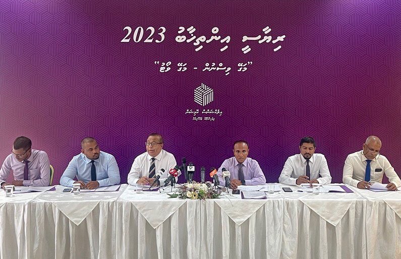 ރިޔާސީ ކެނޑިޑޭޓުންގެ ފޯމް ހުށަހެޅުމަށް ދޭ މުއްދަތު އިތުރުކުރަނީ