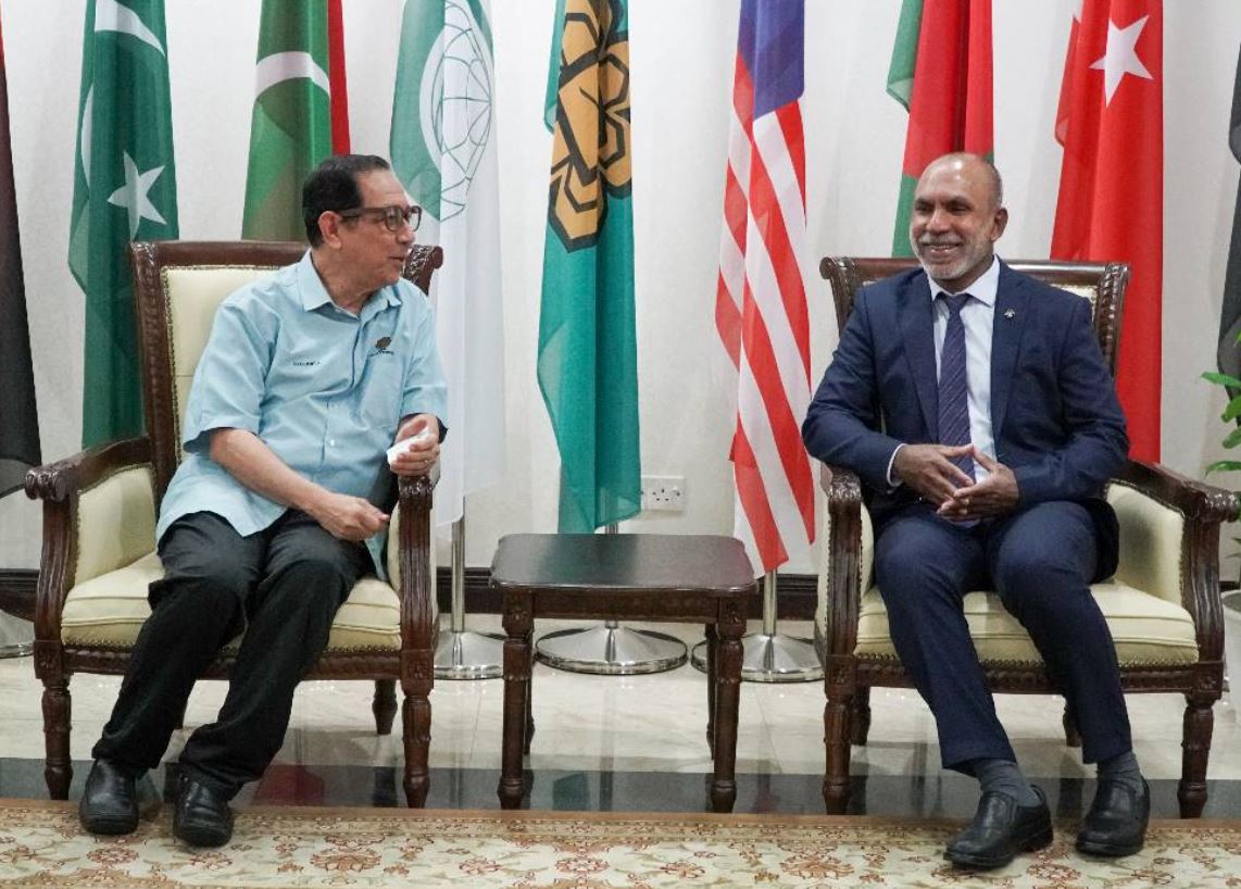 އައިއައިޔޫއެމްގެ ތަކްރީމް އެވޯޑް ޑރ. ޒާހިރަށް