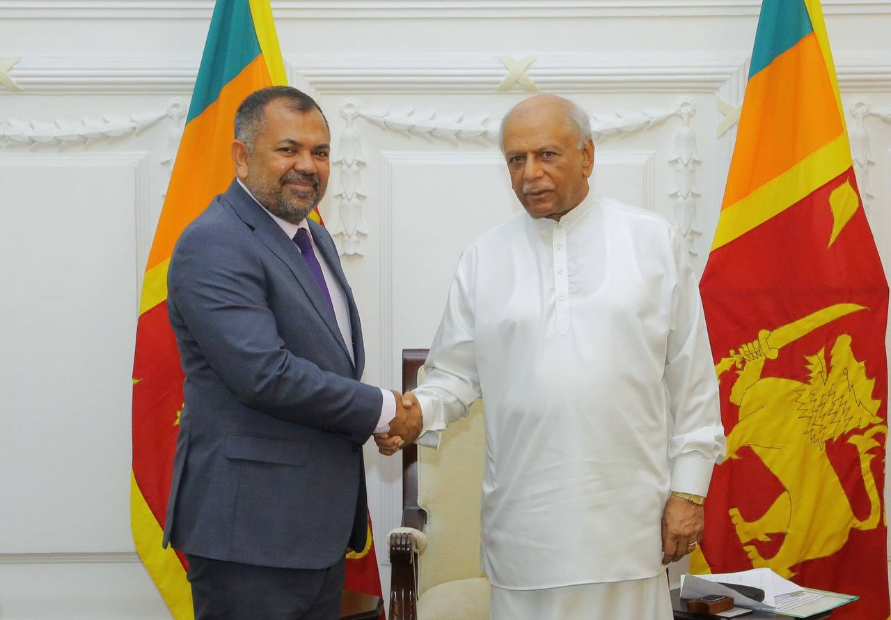 މިނިސްޓަރ ޒަމީރު ލަންކާގެ ބޮޑުވަޒީރާ ބައްދަލުކުރައްވައި ދެގައުމުގެ ގުޅުން އިތުރަށް ބަދަހި ކުރުމަށް މަޝްވަރާކުރައްވައިފި