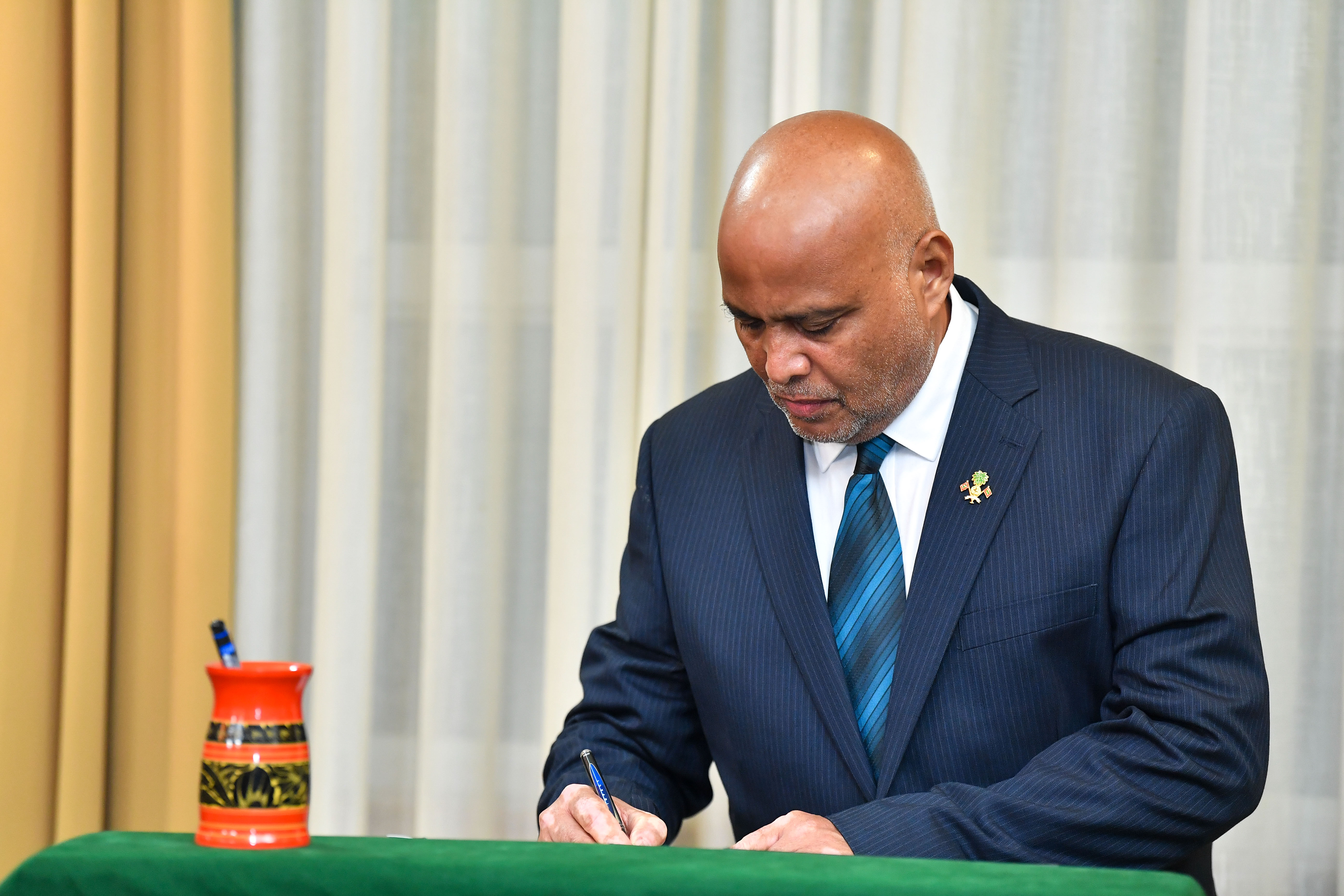 ނުހިއްކާ ތަންތަނުން ބިން ރަޖިސްޓްރީއެއް ނުކުރެވޭނެ: މިނިސްްޓަރ