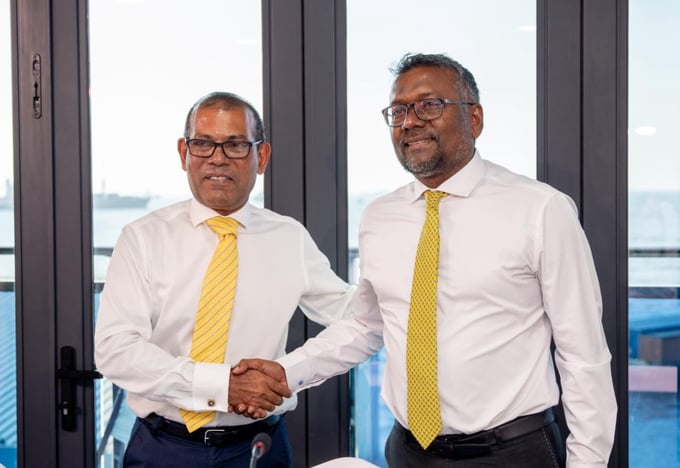 ރައީސް ނަޝީދާއި ފައްޔާޒު މާދަމާ އައްޑޫއަށް