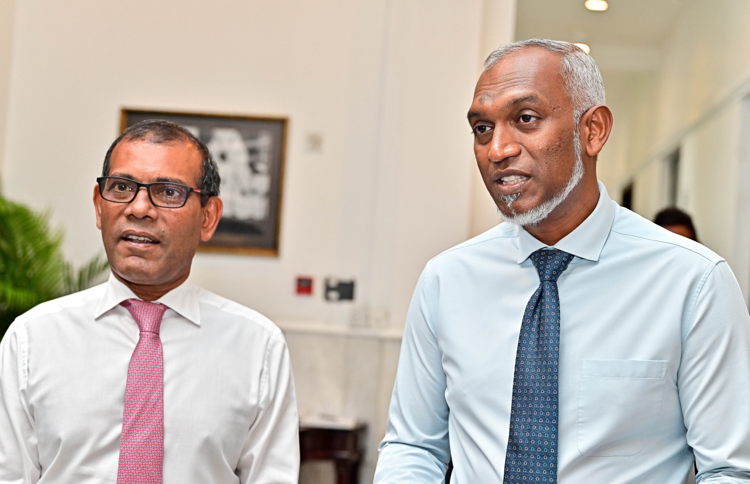 ރައީސް މުޢިއްޒުގެ ގާތުގައި ތަންދޮރު އެގޭމީހަކު މިހާރަކު ނެތް، އެހުރިހާ ބޭފުޅުން ހިގައްޖެ: ނަޝީދު