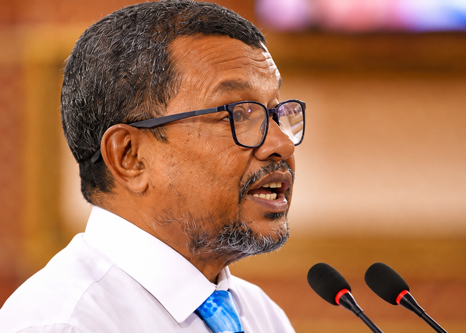 މަރުކަޒީ މުށްބާރުކުރުމުގެ ސަގާފަތަށް އެނބުރި ދިއުމަކީ ގައުމަށް ލިބޭނެ ބޮޑު ގެއްލުމެއް: ކުޑޫ