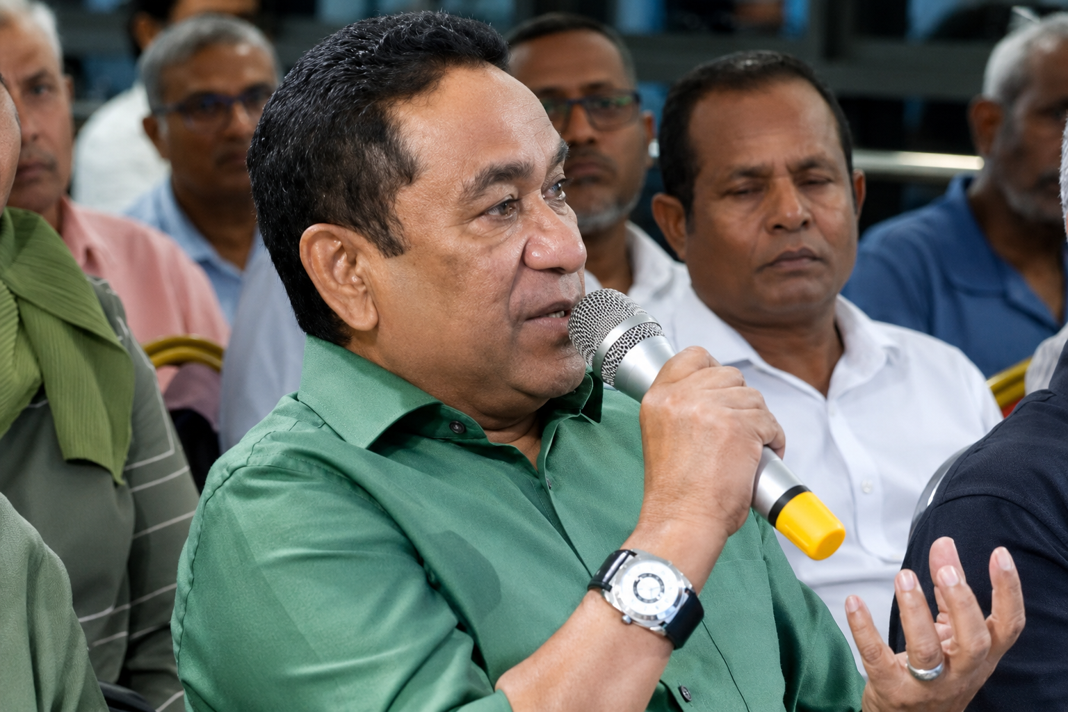 ޕީޕީއެމަށް ބަތާހަރާމީވެ، މެމްބަރުންނަށް ހަރާންކޯރުވީ ރައީސް ޔާމީން: ޝުޖާއު