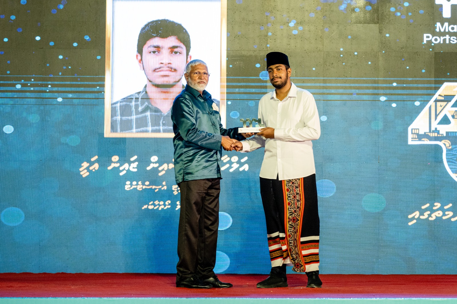 އެމްޕީއެލްގެ 40 ވަނަ އަހަރީ ދުވަސް ކުލަގަދަކޮށް ފާހަގަކޮށް، މުވައްޒަފުންގެ އަގުވަޒަންކޮށްފި