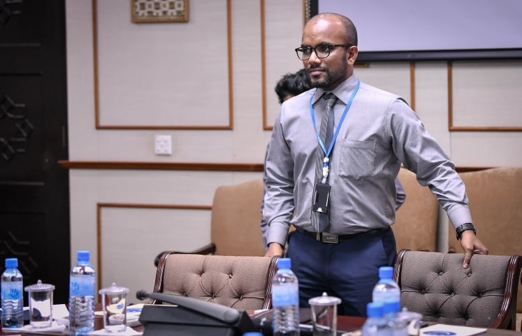 އިންކަމް ސަޕޯޓަށް އާދޭސް ކުރަންޖެހޭ ކަމުގެ ޝަކުވާ ބޮޑުވެއްޖެ