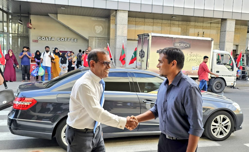 އިލްޔާސްގެ ރަނިންމޭޓަކަށްވުމަށް ރައީސް ނަޝީދުގެ ދައުވަތު އިދިކޮޅު ޕީޕިއެމަށް!