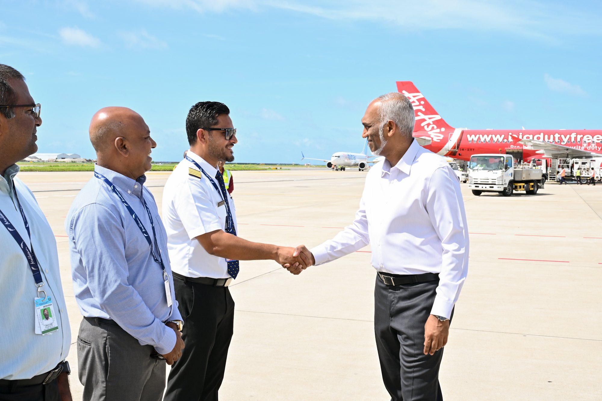 ރައީސް ޑރ. މުއިއްޒު, މުލީ އެއާޕޯޓް ރަސްމީކޮށް ހުޅުއްވައި ދެއްވައިފި