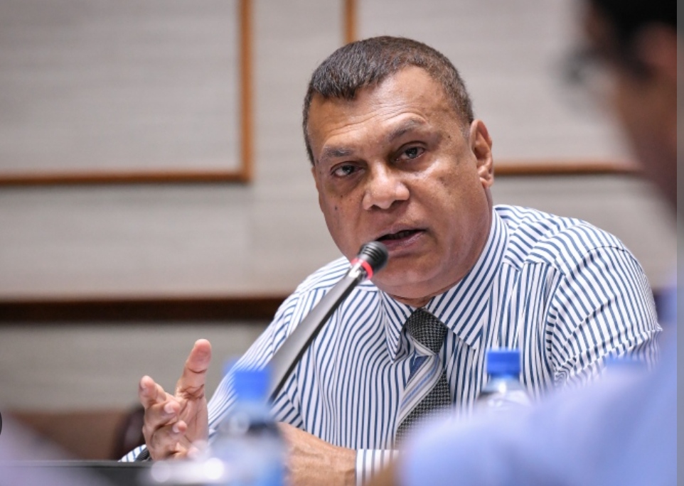 ޖުމްހޫރީ ޕާޓީން އިންތިހާބުގައި ވާދަކުރަން ނިންމައިފިނަމަ ކޯލިޝަނުން ވަކިވާނެ: ޝަރީފް