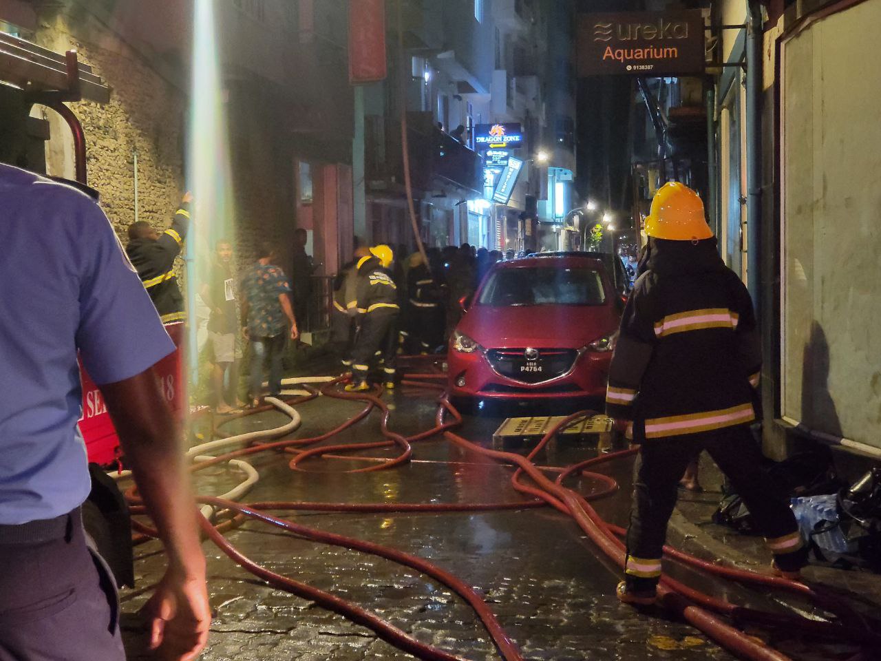 މާލޭގެ ގެއެއްގެ ގަރާޖެއްގައި އަލިފާނުގެ ހާދިސާއެއް