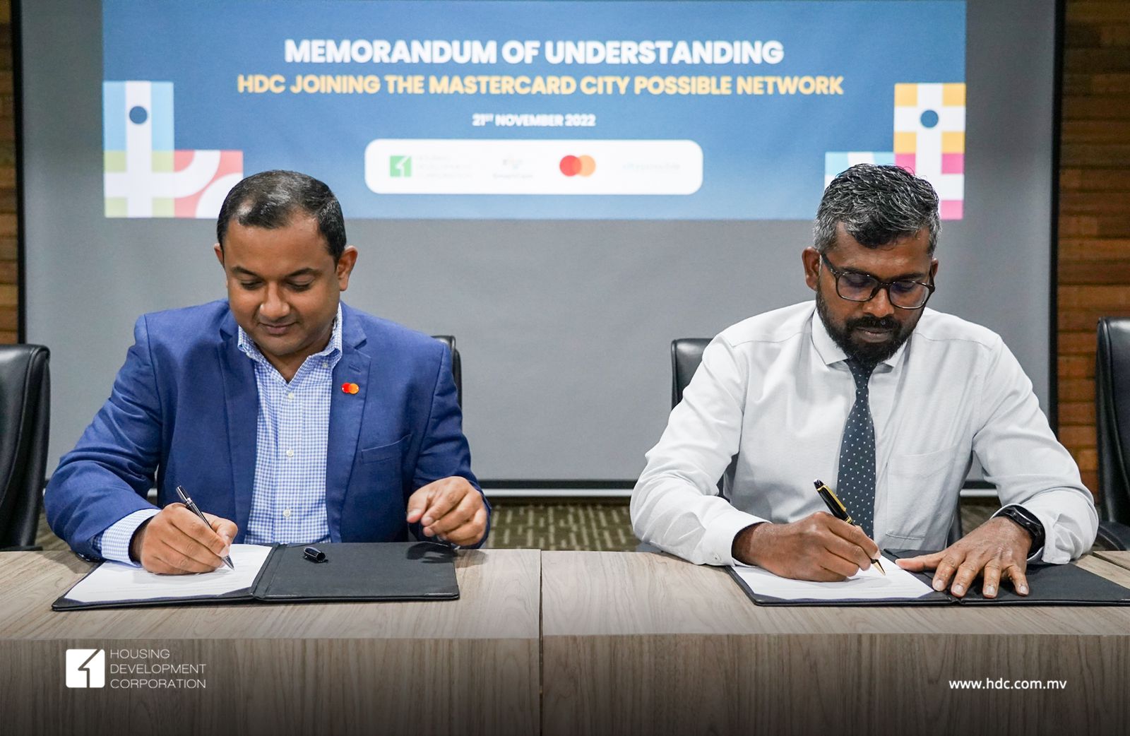 އެޗްޑީސީން ސިޓީ ޕޮސިބަލްގެ މެމްބަރަކަށްވުމަށް މާސްޓަރކާޑާއެކު އެމްއޯޔޫ އެއްގައި ސޮއިކޮށްފި