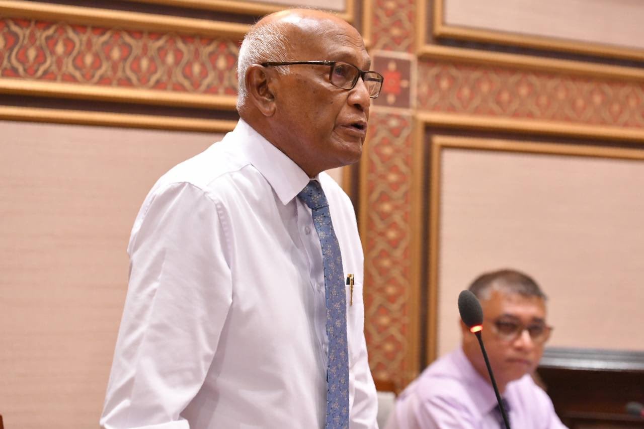 ކޮވިޑް ކޭސްތައް އިތުރުވިޔަސް ލޮކްޑައުން ކުރުމުގެ ވިސްނުމެއް ނެތް - ނަސީމް