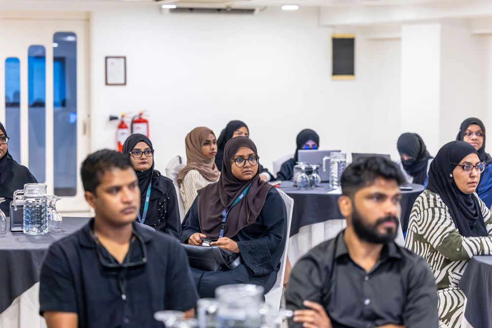 އެންޓިބަޔޮޓިކް ކުނި ރައްކާތެރިކަމާއެކު ނައްތާލަން ކަމާބެހޭ ފަރާތްތަކާއެކު ބޭއްވި މަޝްވަރާތަކުގެ ތެރެއިން--