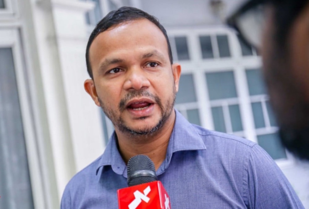 މަޖިލީހުގައި ވަގުތު ދޭންވީ ޕާޓީތަކަކަށް ނޫން، މެންބަރުންނަށް: އަލީ ހުސައިން