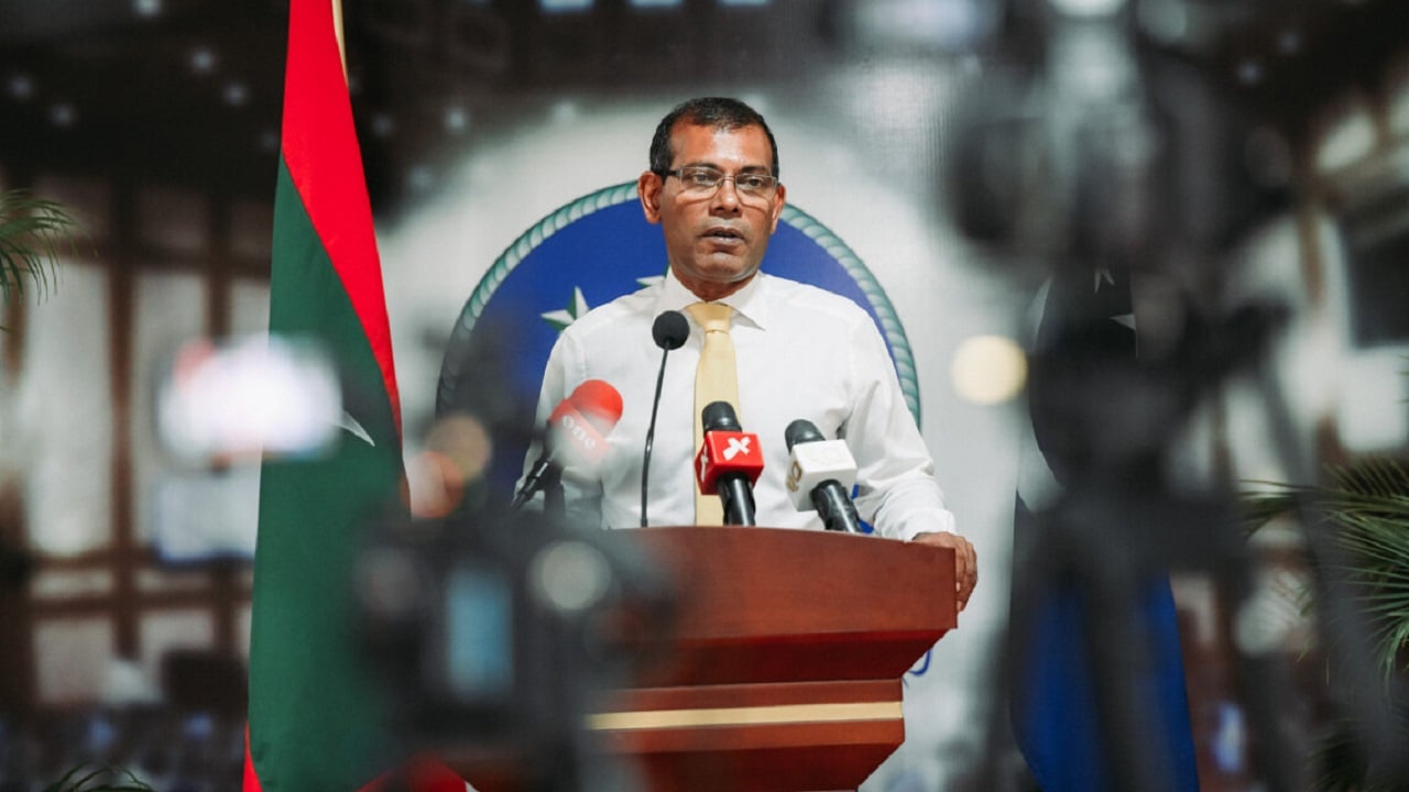 ރައީސް ނަޝީދު މިފަހަރު އެދިވަޑައިގެންނެވީ އެމްޑީޕީގެ އުނގުގައި ރައްޔިތުން ނިދާލުމަށް