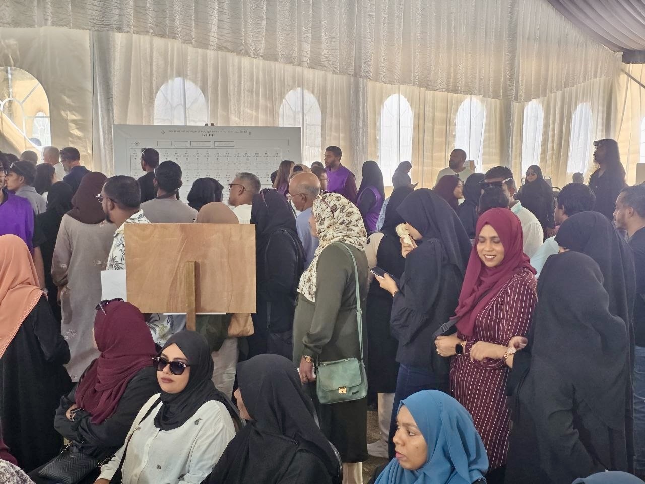 ވޯޓު ލާން ބާކީ ބައި ގަޑިއިރު؛ 16:00 ގެ ކުރިން ކިއު އަށް އަރަން އެދިއްޖެ