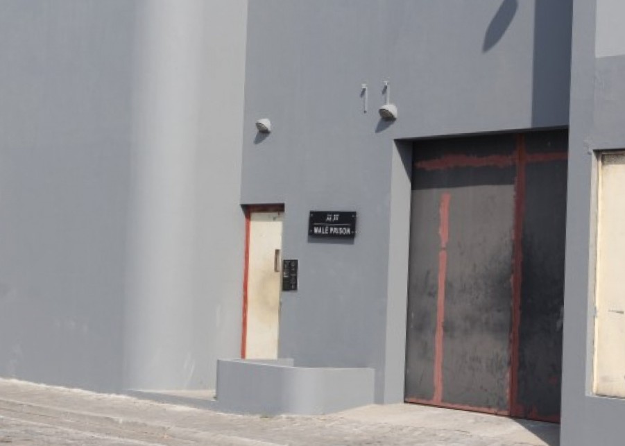 ދަރުމަވަންތަ ސްކޫލުގެ ހޯލު އެޅުމަށް މާލޭ ޖަލު ތަޅާލުމުގެ މަސައްކަތް ފަށައިފި