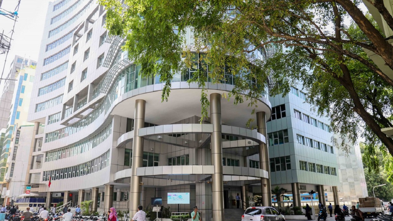 އެންމެ ދަށް މުސާރައަކީ 5700 ރުފިޔާ ކަމަށް ކަނޑައަޅައިފި