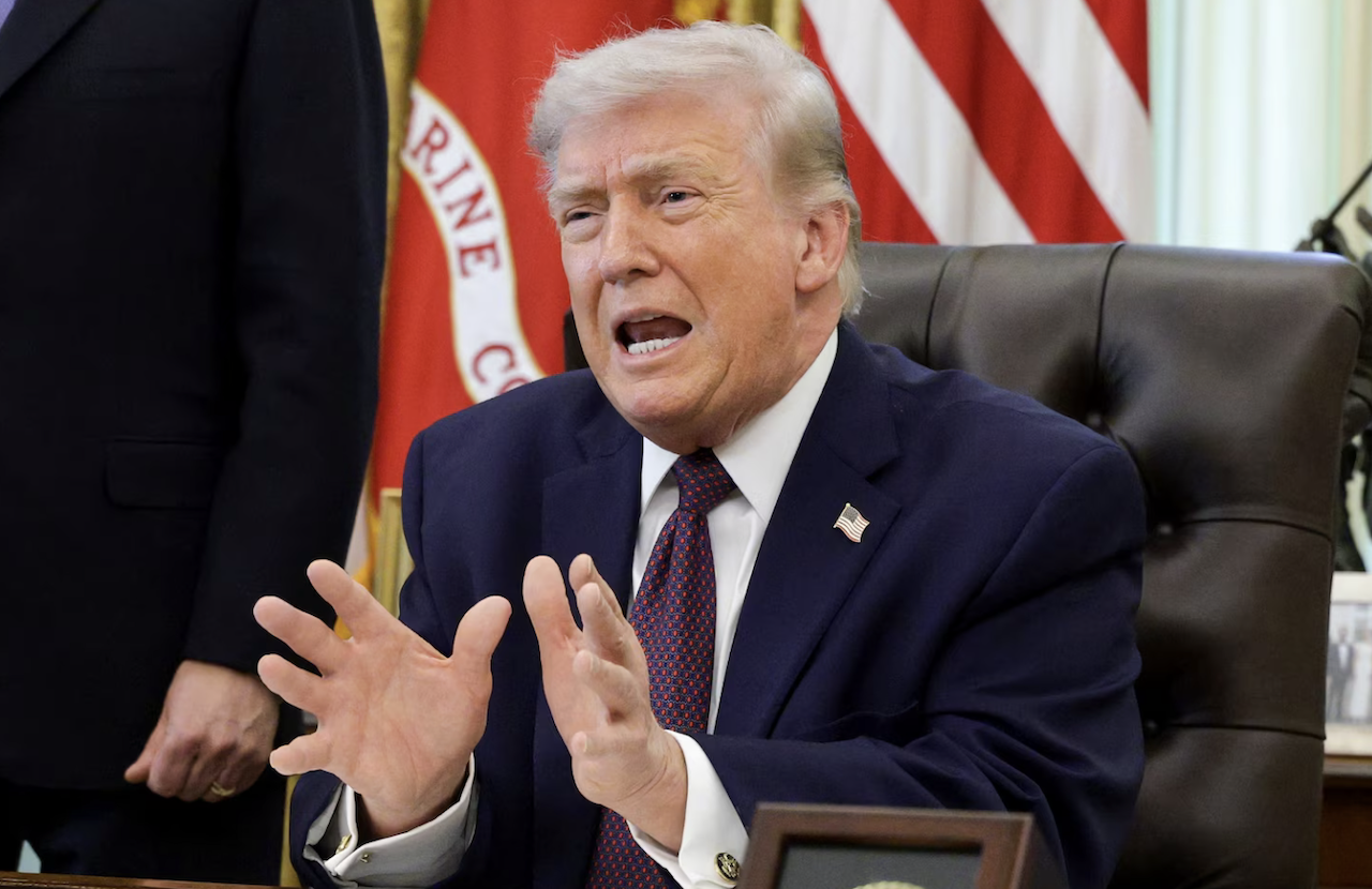 އީރާނުގެ މަސްރަހާ ގުޅޭގޮތުން ޓްރަމްޕް މިރޭ ޤައުމާ މުޚާތަބު ކުރަށްވަނީ