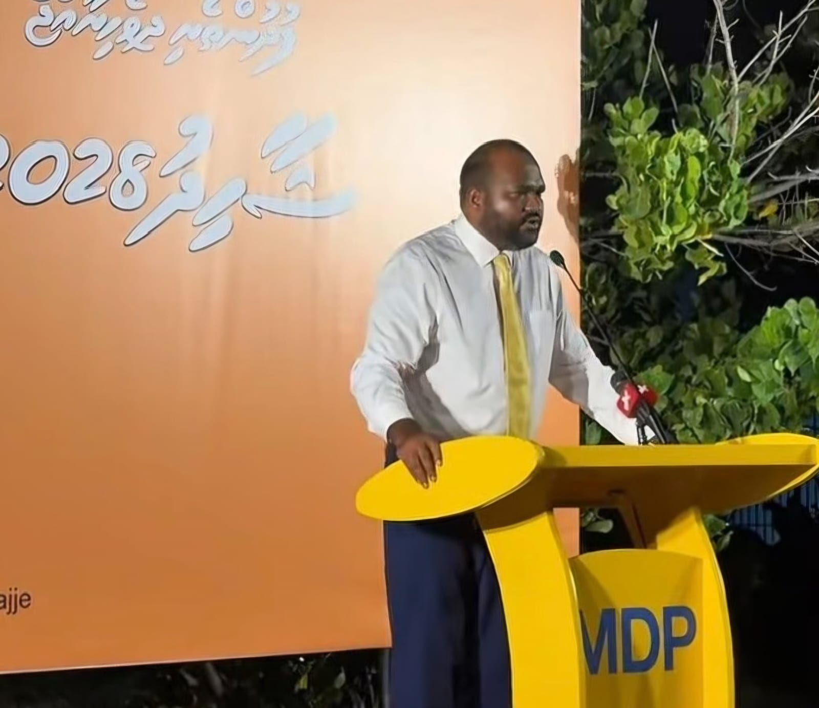 ރާއްޖެއަށް ބޭނުންވަނީ މުޅި ދުނިޔެ އާއެކު މަސައްކަތް ކުރެވޭނެ ޝާހިދު ފަދަ ރައީސެއް:އަލީ ވަޙީދު