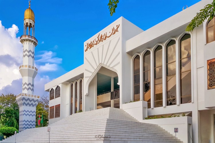 މި އަހަރުގެ ފިތުރު އީދު ދުވަހަކީ ބުދަ ދުވަސް‏