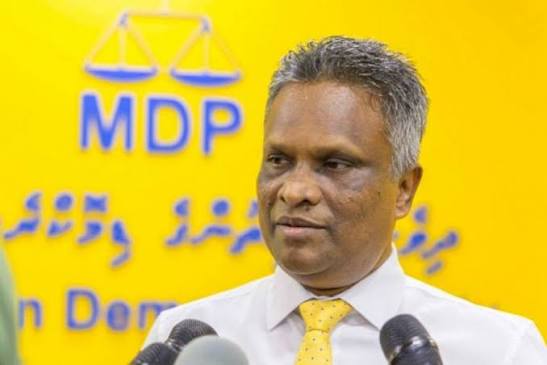 ރައްޔިތުންނަށް ސާފު ފެން ނުލިބެނީސް ރަސްމާލެ ހިއްކުމަކީ ބޮޑު އިސްރާފެއް: އާޒިމް