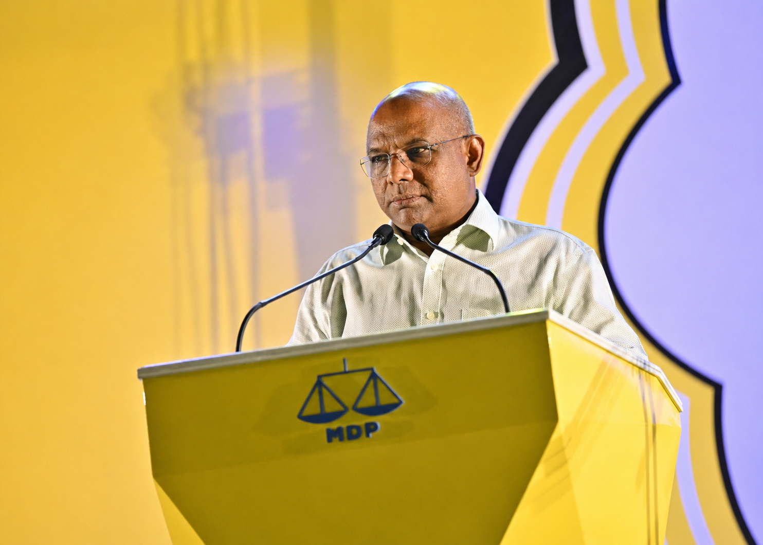 ރިޔާސީ ޕްރައިމަރީގައި ވާދަކުރަން އެމްޑީޕީގެ ރައީސްކަމުގެ މަގާމުން ޝާހިދު އިސްތިއުފާ ދެއްވައިފި