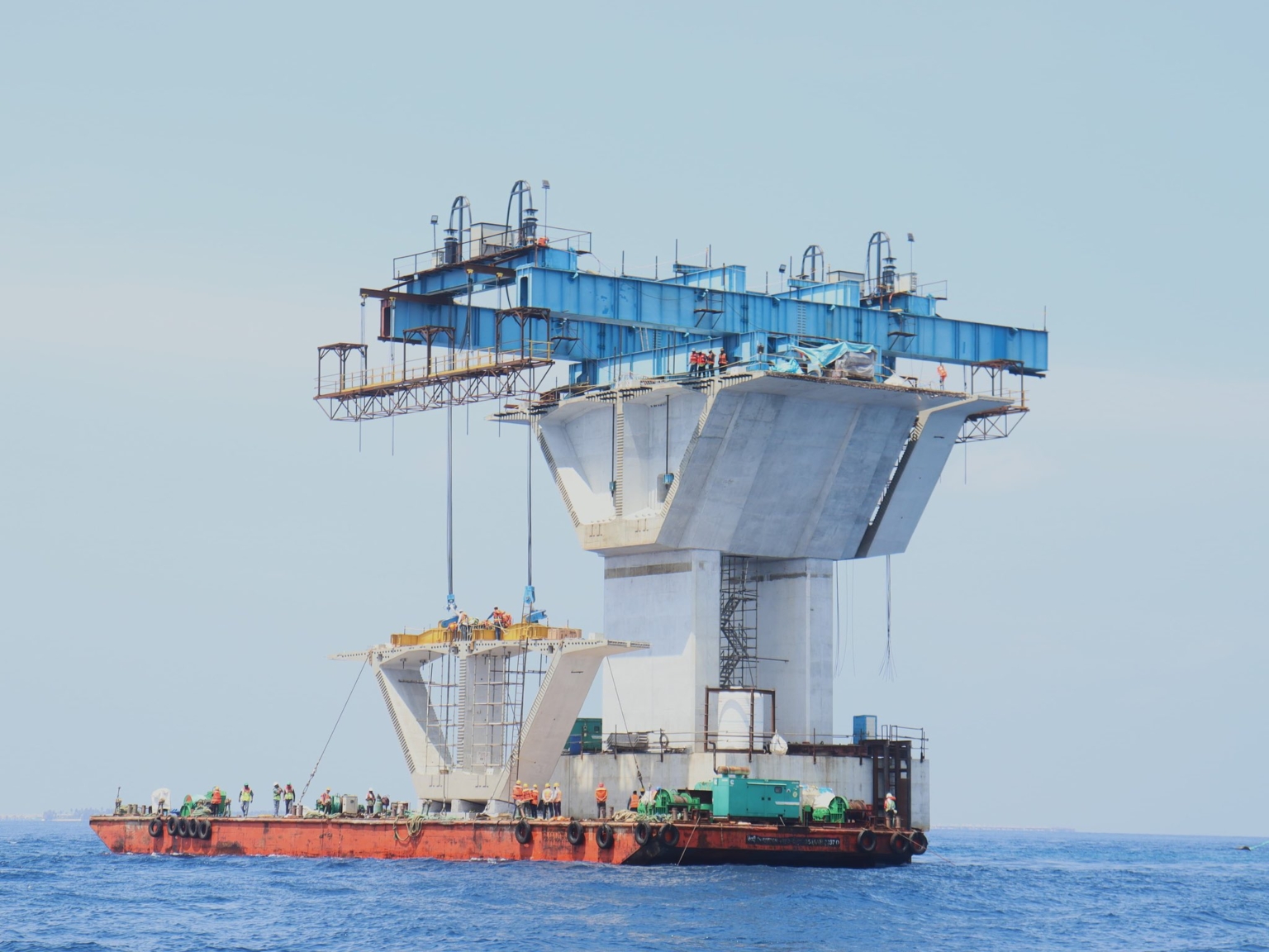 ދުނިޔޭގެ އެންމެ އުސް ޕްރީކާސްޓް ސެގްމަންޓް ރާއްޖޭގެ ބުރިޖެއްގައި