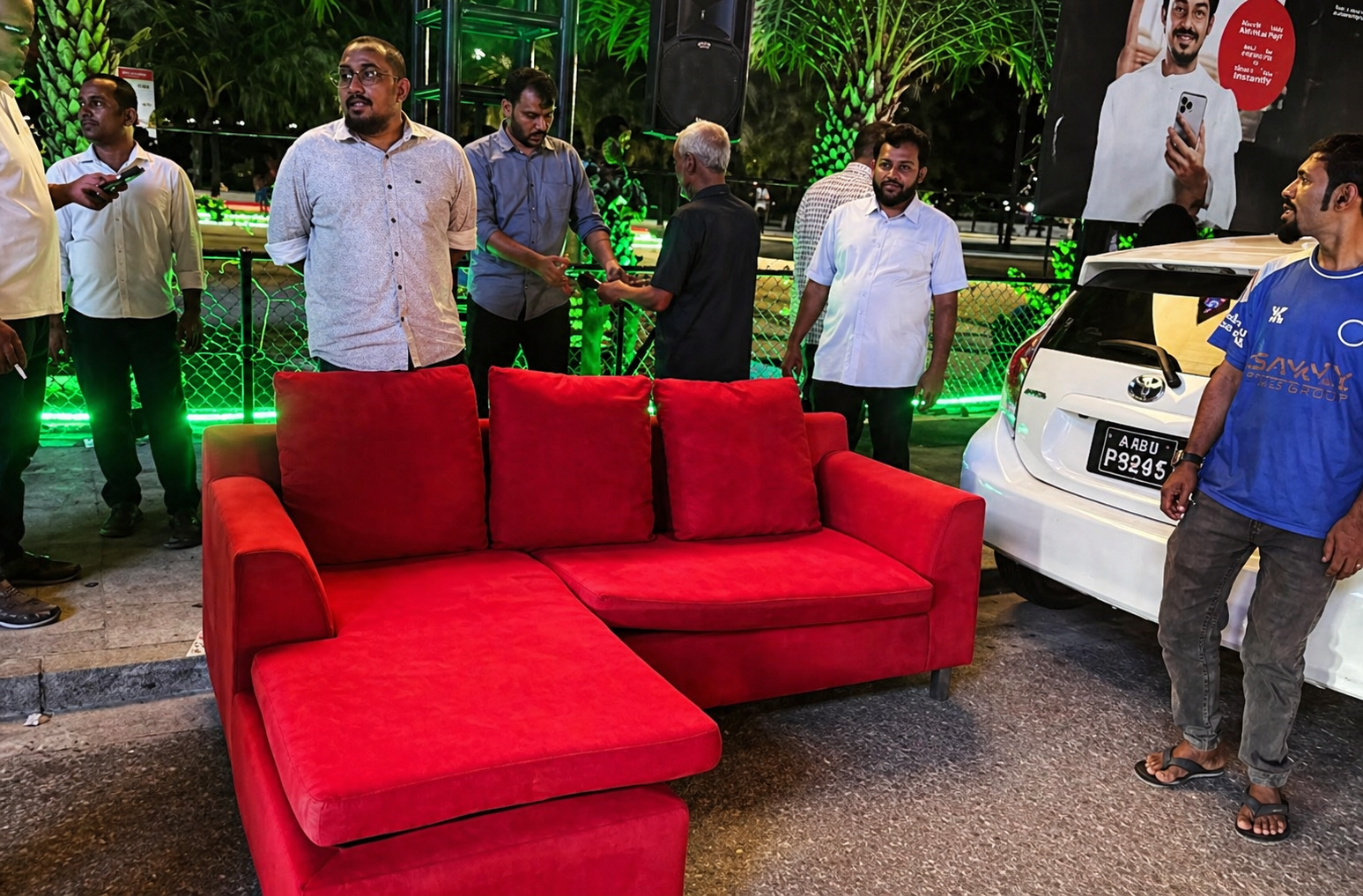 ޕީއެންއެފްގެ މަގުމަތީ ހަރަކާތްތަކުން ނަފްރަތު އުފައްދާ ކަމަށް ބުނެ އެފަދަ ޢަމަލުތައް ހުއްޓާލަން އީސީން އަންގައިފި