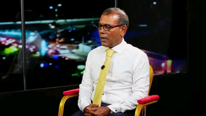 ޕީއެންސީގެ ސަލާމަތަށްޓަކައި ރައީސް މުއިއްޒު ލީޑަރޝިޕުން ދުރުކުރަންޖެހޭ: ރައީސް ނަޝީދު