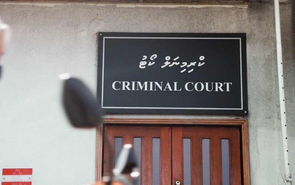 މީހަކަށް މަރުގެ އިންޒާރު ދިން މީހަކު 15 ދުވަހަށް ބަންދު