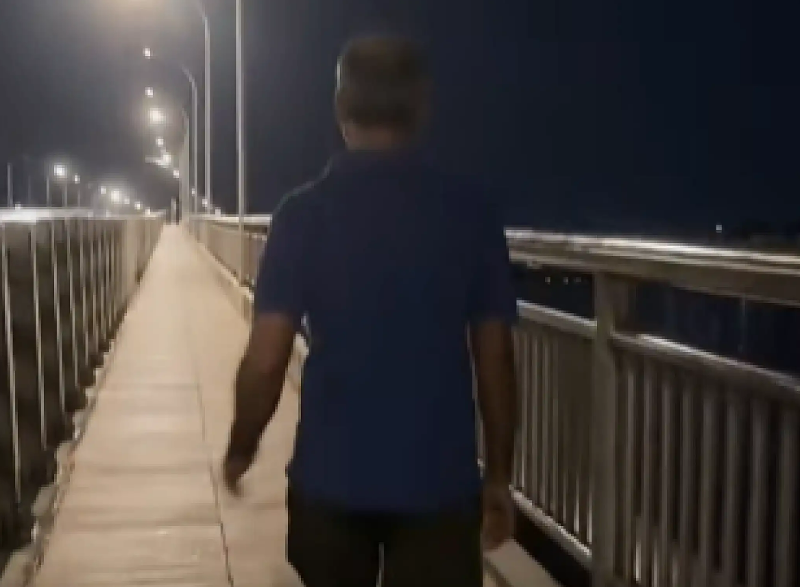 ތަކުރާރުކޮށް އަންހެނަކަށް ފުރައްސާރަކުރި މައްސަލައެއް ފުލުހުން ބަލަން ފަށައިފި