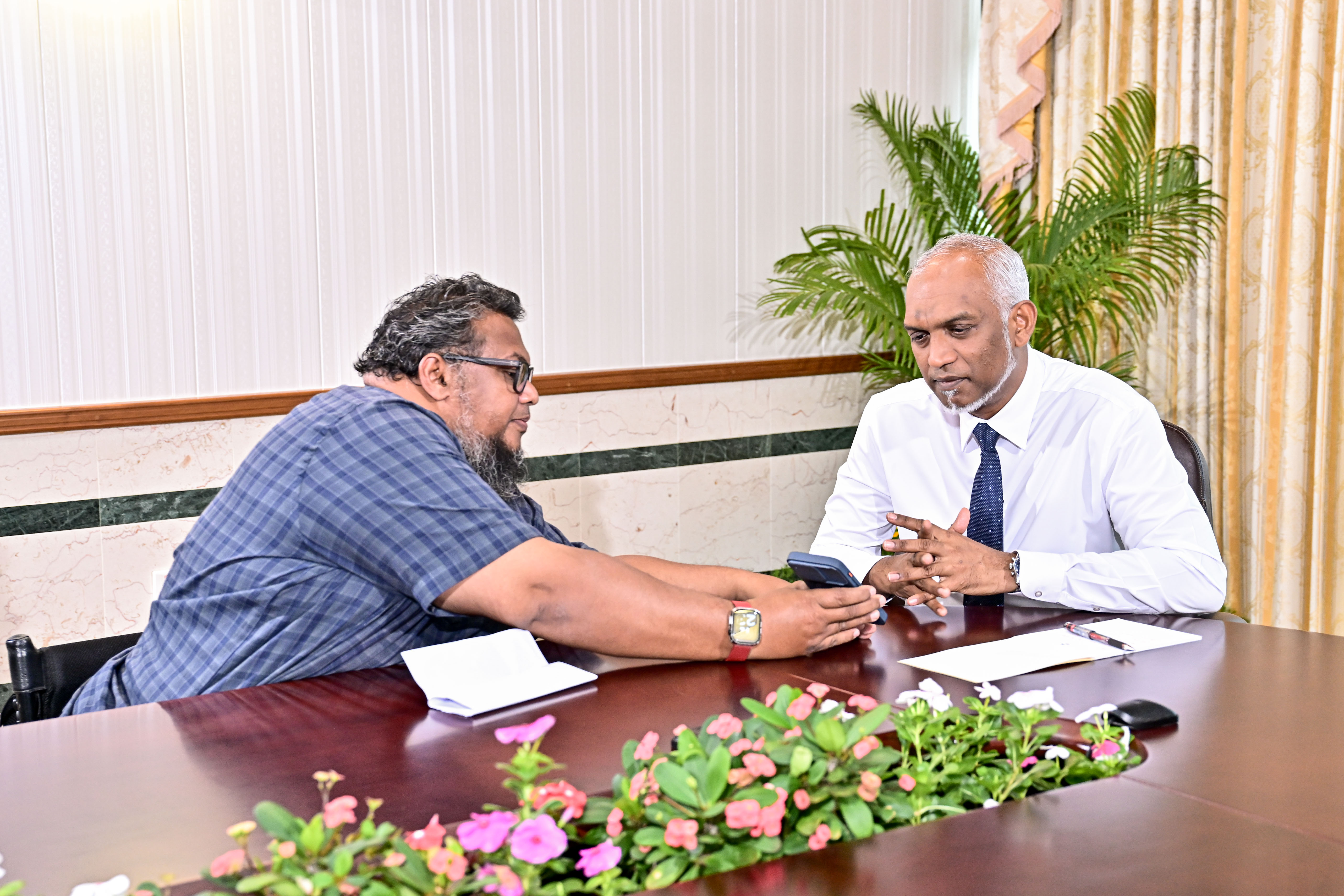 ވީލްޗެއާގައި މިސްކިތަށް ދިއުން ދަތިވާ މައްސަލައަށް ހައްލެއް ހޯއްދަވައިދެއްވާނެ ކަމަށް ރައީސް ވިދާޅުވެއްޖެ