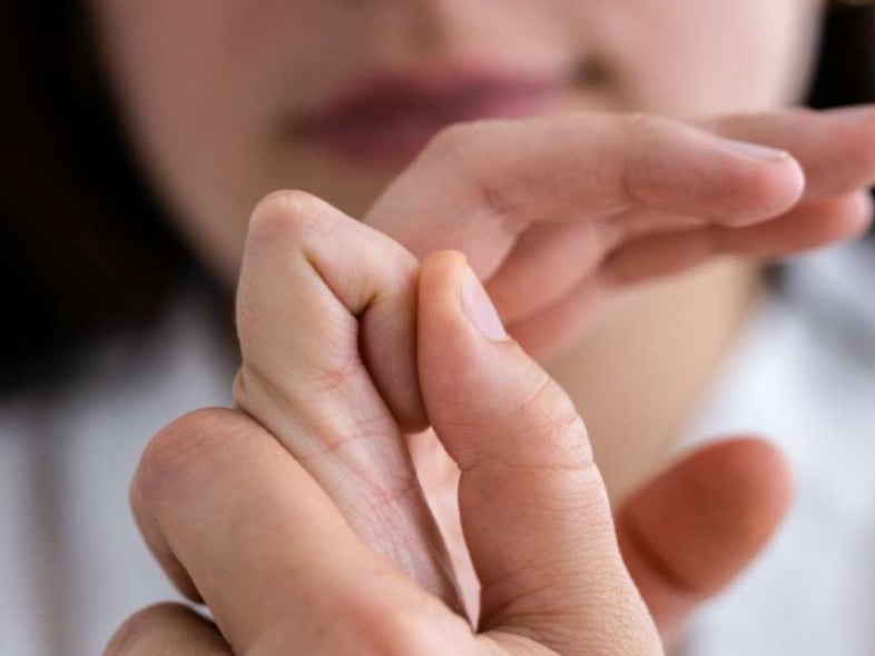 އިނގިލިތަކުން އަޑު ގޮއްވަންތަ؟