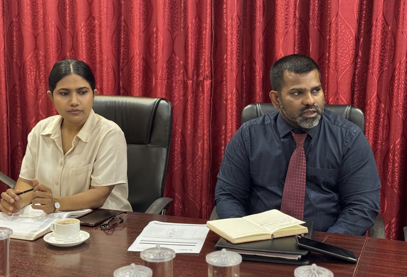 އެމް.އެމް.ސީ އާއި ބްރޯޑްކޮމް އެއްކޮށްލުން އަވަސް ކޮށްދިނުމަށް އެދިއްޖެ