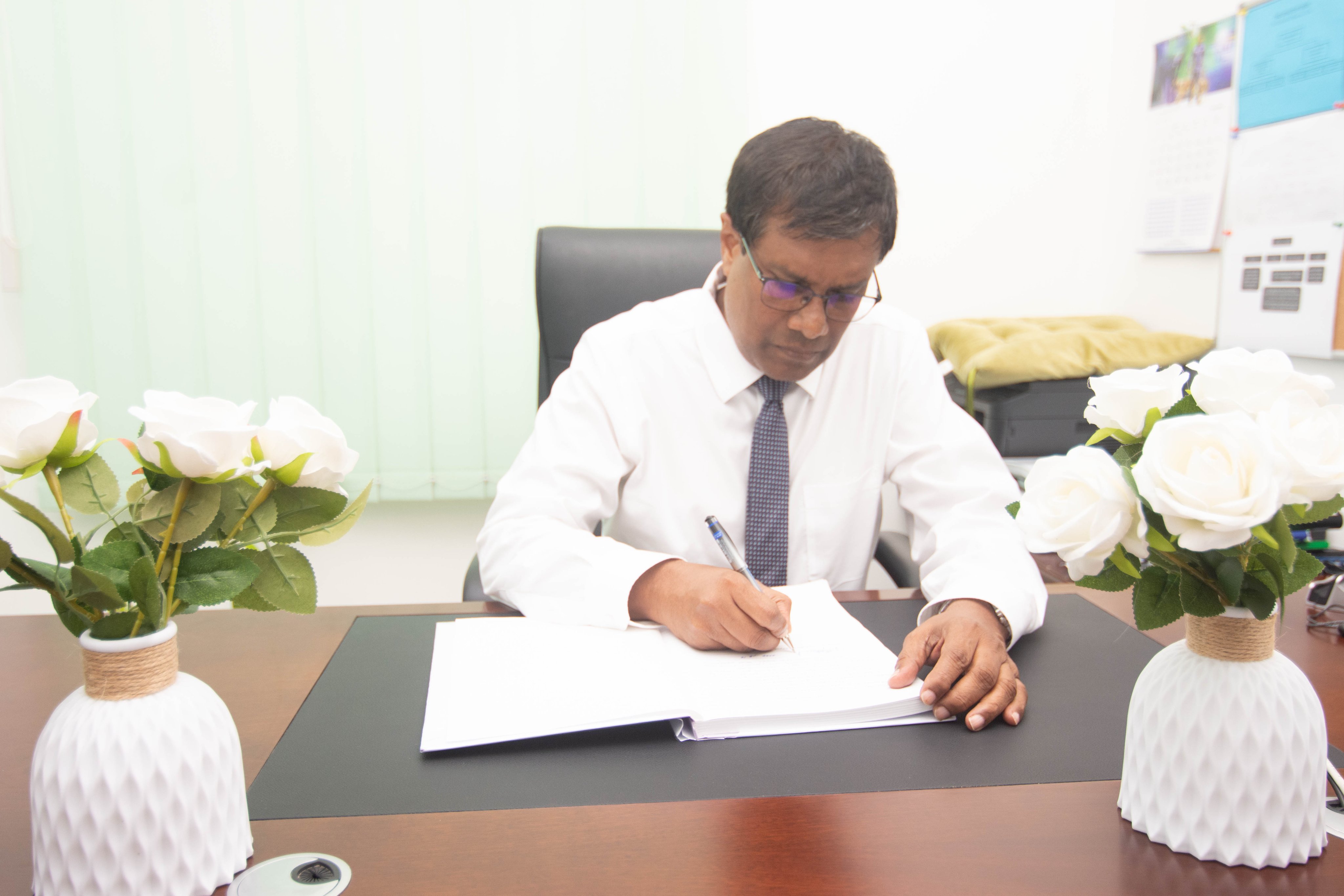 އުއްތަމަ ފަނޑިޔާރު މުއުތަސިމް ރިޓަޔާ ކުރެއްވުމަށް ހުށަހަޅުއްވައިފި