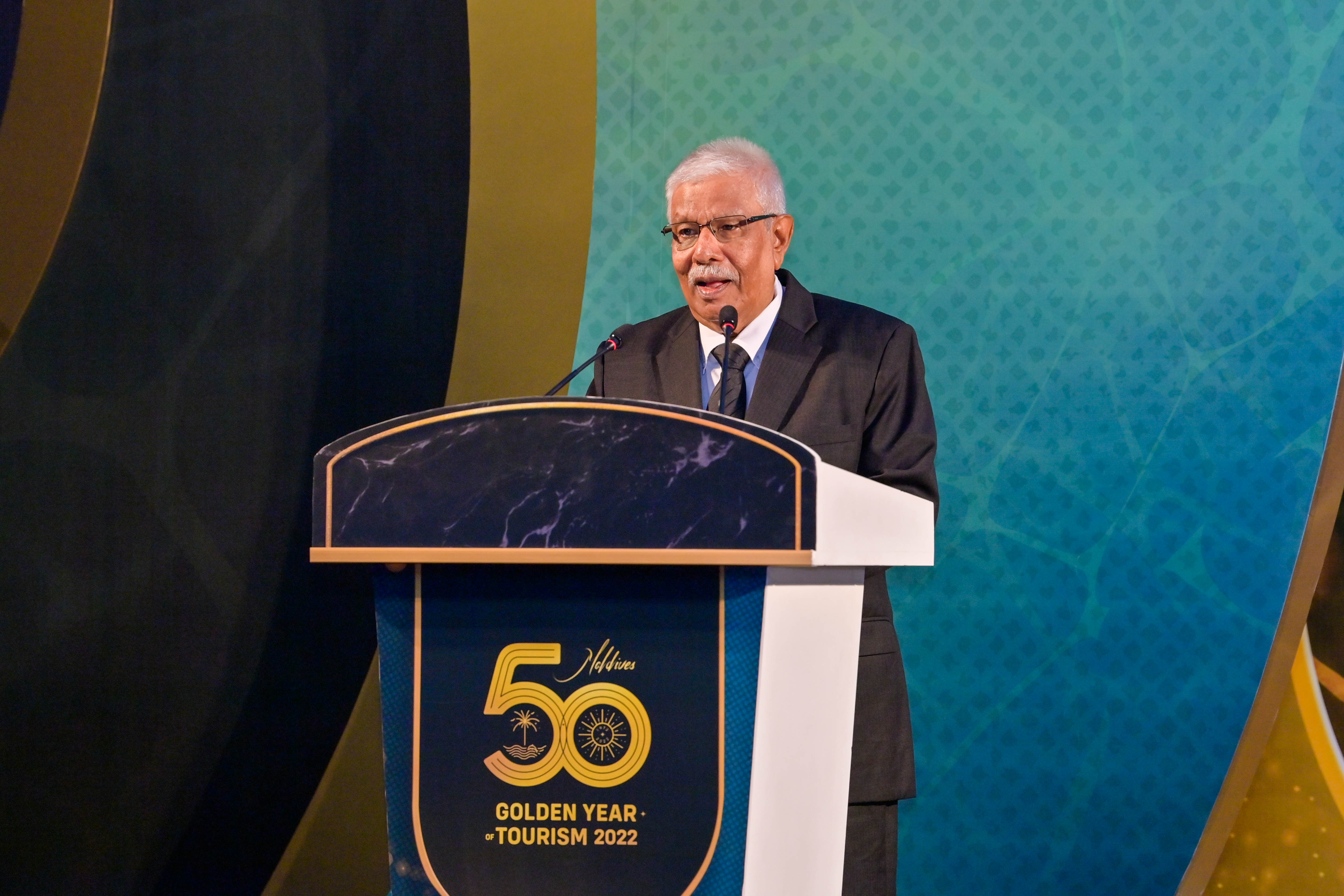 ފަތުރުވެރިކަމާއި ގުޅޭ ދާއިރާތަކުން ޒުވާނުން ތަމްރީންކުރަންޖެހޭ: އެމްޔޫ މަނިކު