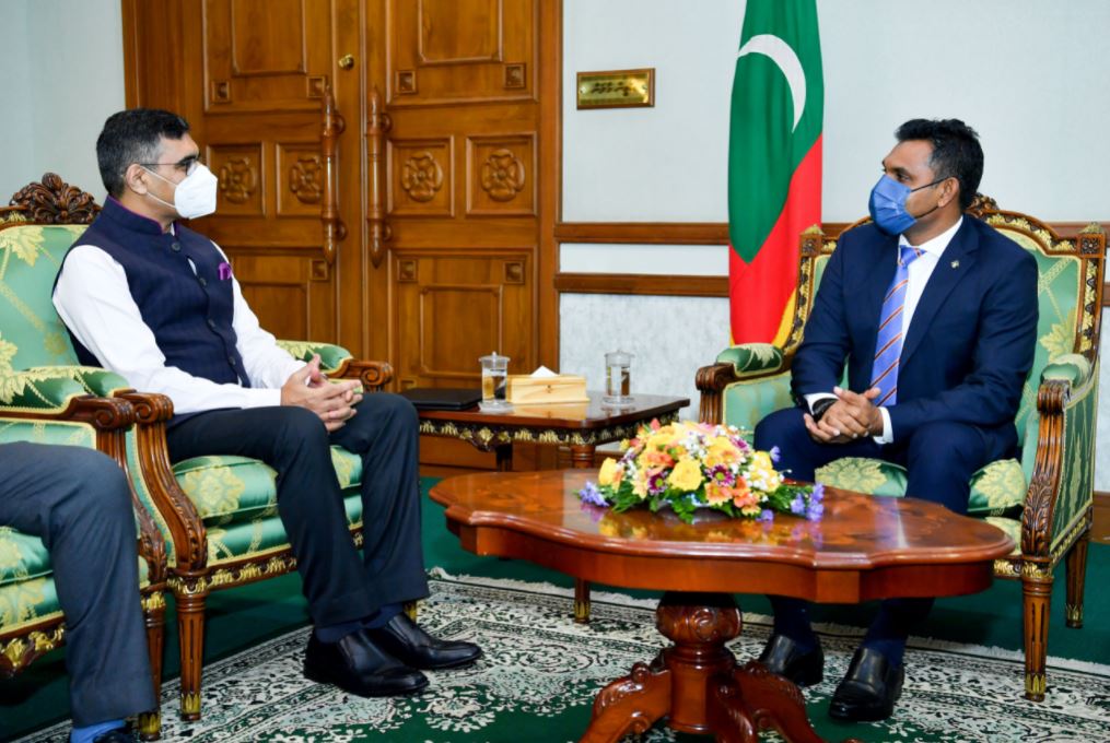 އިންޑިއާގެ އައު ސަފީރު ނާއިބު ރައީސް އަރިހަށް