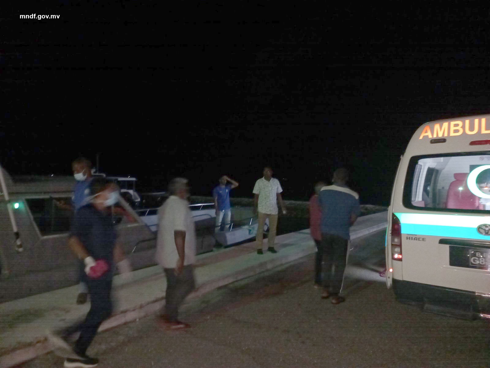 މަސްވެރިއެއްގެ ލޮލަށް ބުޅިއެއް ހެރިގެން ފަރުވާދެނީ