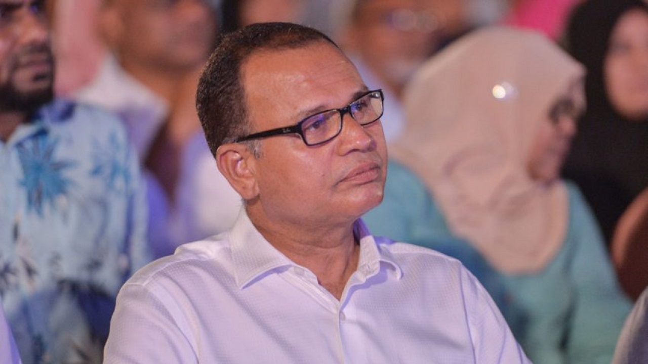 ފެބްރުއަރީ 1ގައި ރައީސް ޔާމީން ކުރެއްވި ކަމަކީ ޤާނޫނު އަސާސީ ނެގެހެއްޓުން: އާދަމް ޝަރީފް