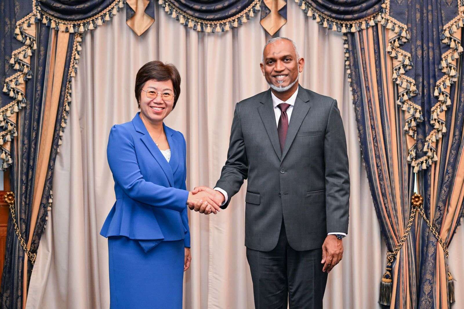 ރައީސްގެ ޗައިނާ ދަތުރުފުޅަށްފަހު ރާއްޖެއާއި ޗައިނާގެ ގުޅުން އިތުރަށްވަނީ ބަދަހިވެފައި: ސަފީރު