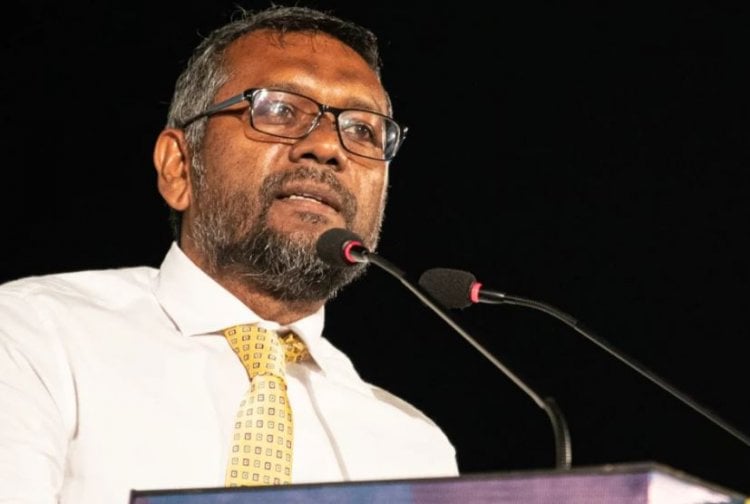 ހަންކެޑެ ހުއްޓާލީ އައްޑޫ ރައްޔިތުން އަމިއްލަ ފައިމައްޗަށް ތެދުވިޔަ ނުދިނުމަށް: ފައްޔާޒު