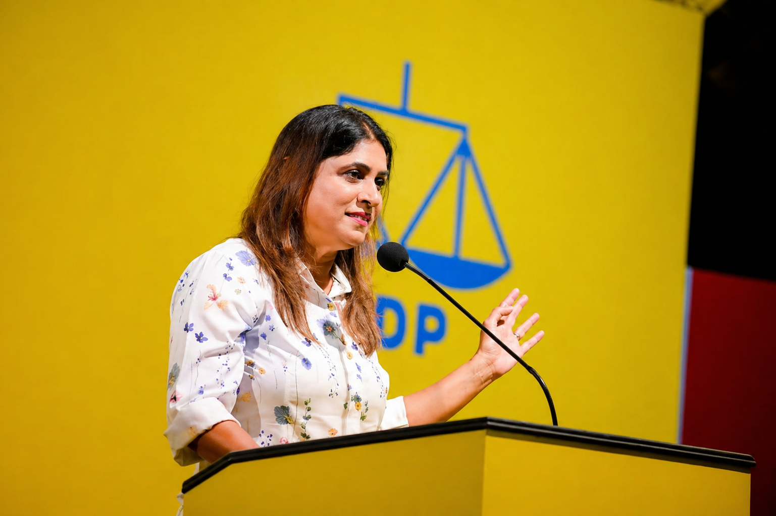 ރައީސް ނަޝީދަކީ އެއްވެސް މީހެއްގެ ދަށުވާނެ ބޭފުޅެއް ނޫން: މާރިޔާ